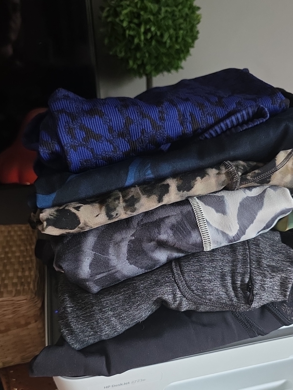 Lululemon Bundle Size 6